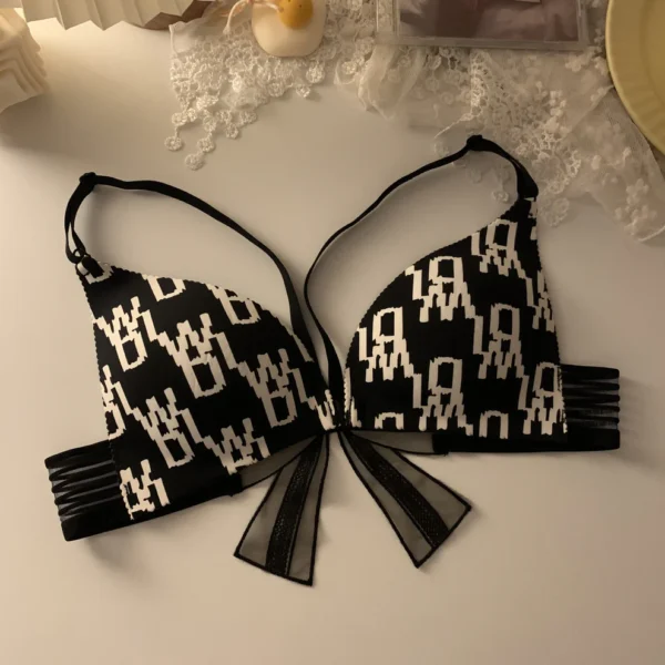 Pack Of 2 New Padded Push Up Beauty Back Seamless Bra For Girls - Image 2