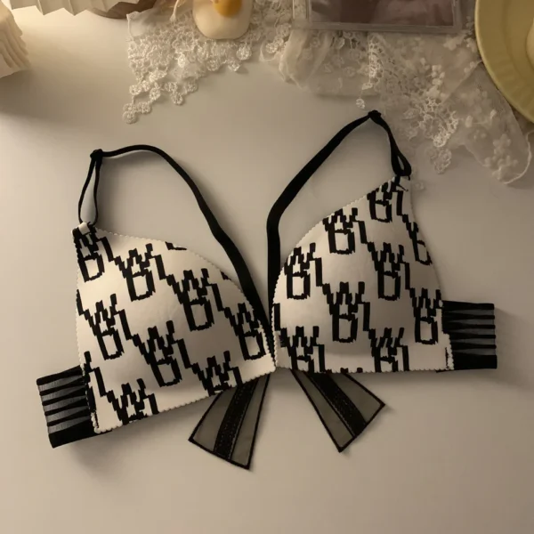 Pack Of 2 New Padded Push Up Beauty Back Seamless Bra For Girls - Image 3